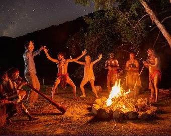 Outback Tasting Tours Brett's Night Tours To Tjapukai entertainment